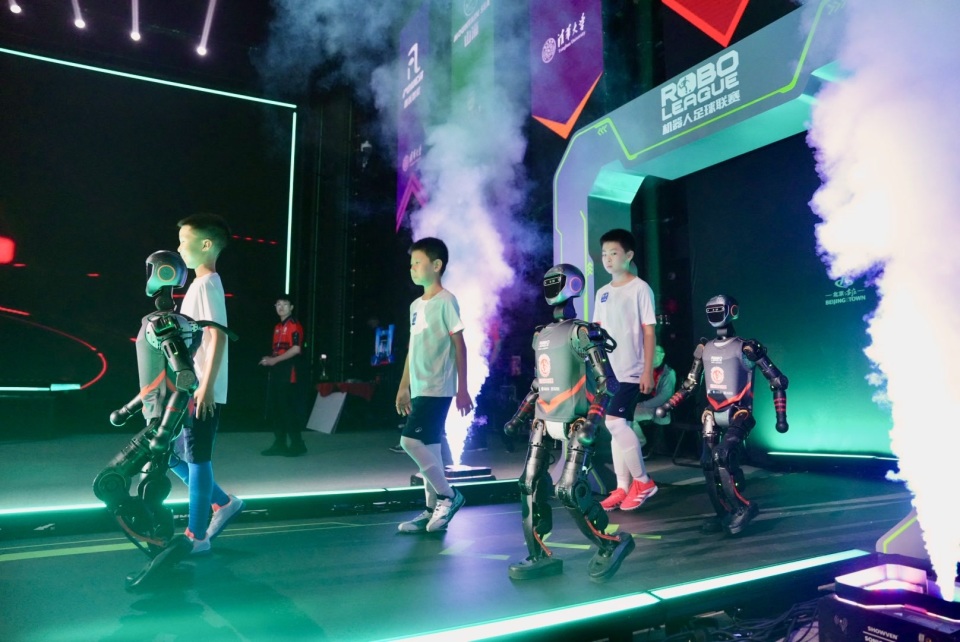 还锤炼了他 还锤炼了他